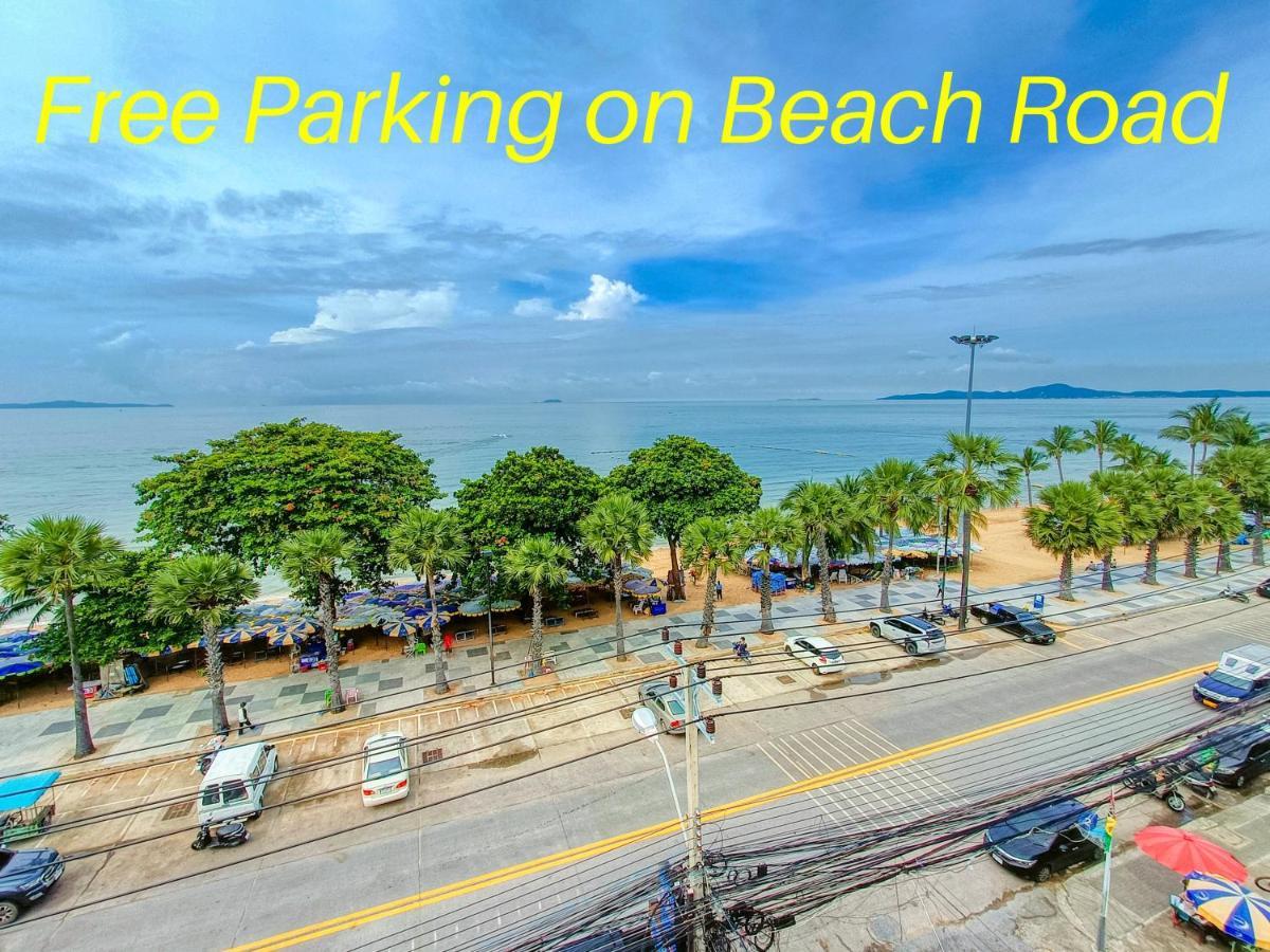 Happy Jomtien - Beachfront Екстер'єр фото